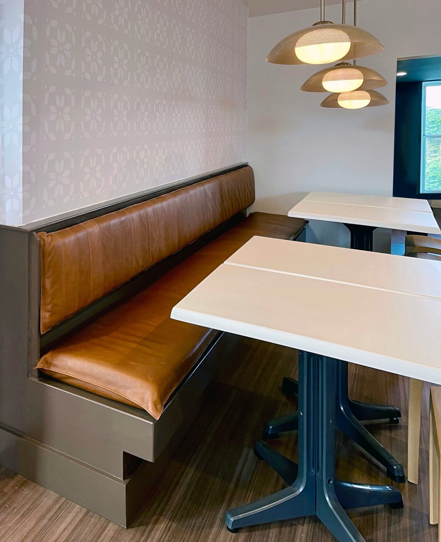 An application scenario or product detail of custom leather bench cushion - Image 9