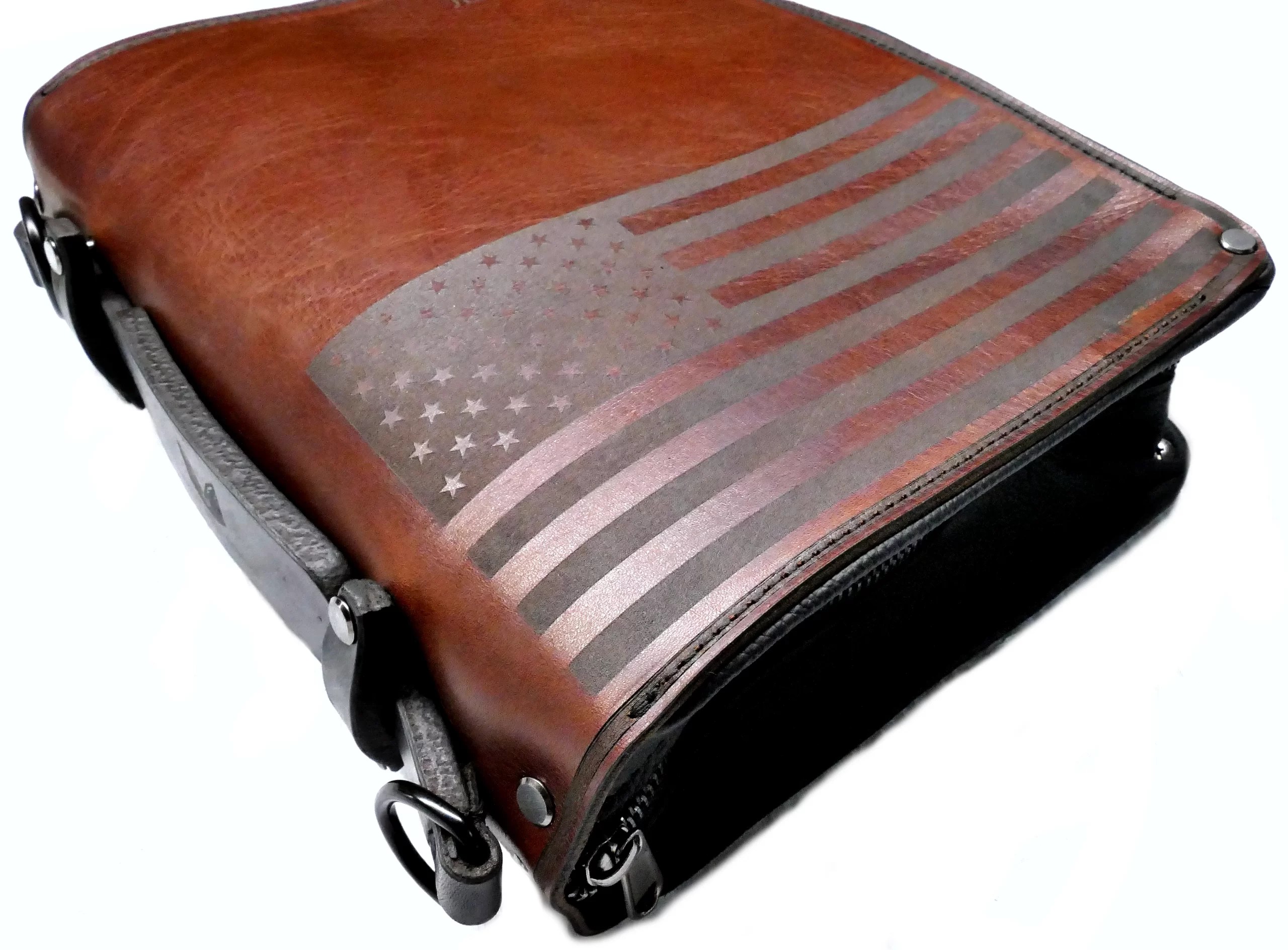 An application scenario or product detail of custom leather bible covers - Image 15