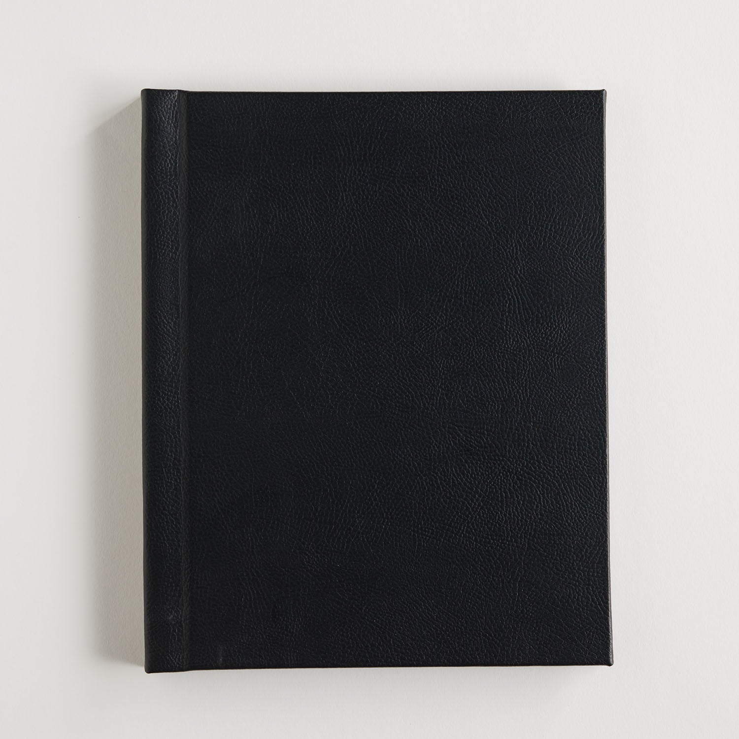 An application scenario or product detail of custom leather book - Image 18