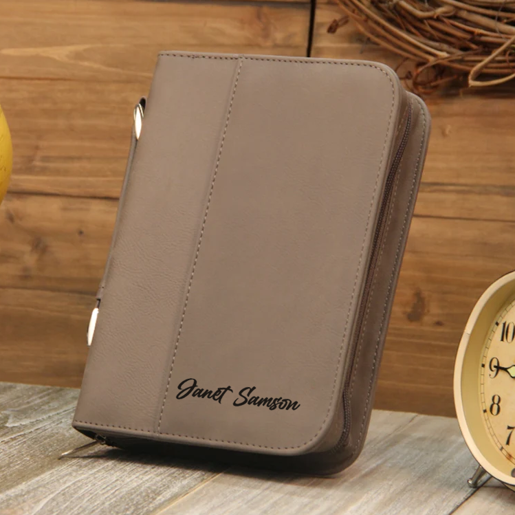 An application scenario or product detail of custom leather book covers - Image 17