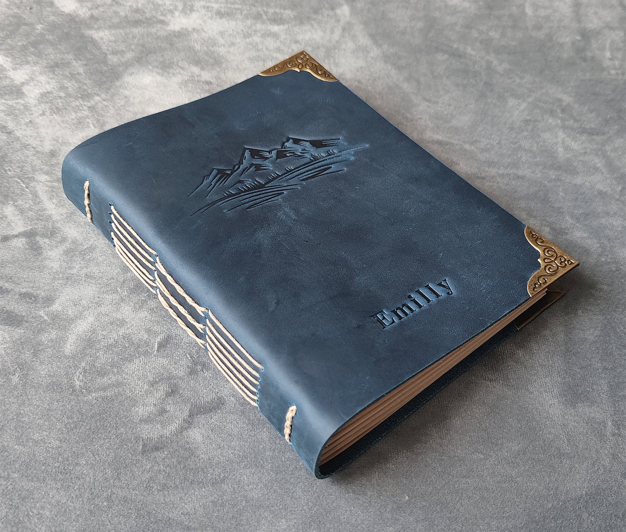 An application scenario or product detail of custom leather bound journal - Image 6