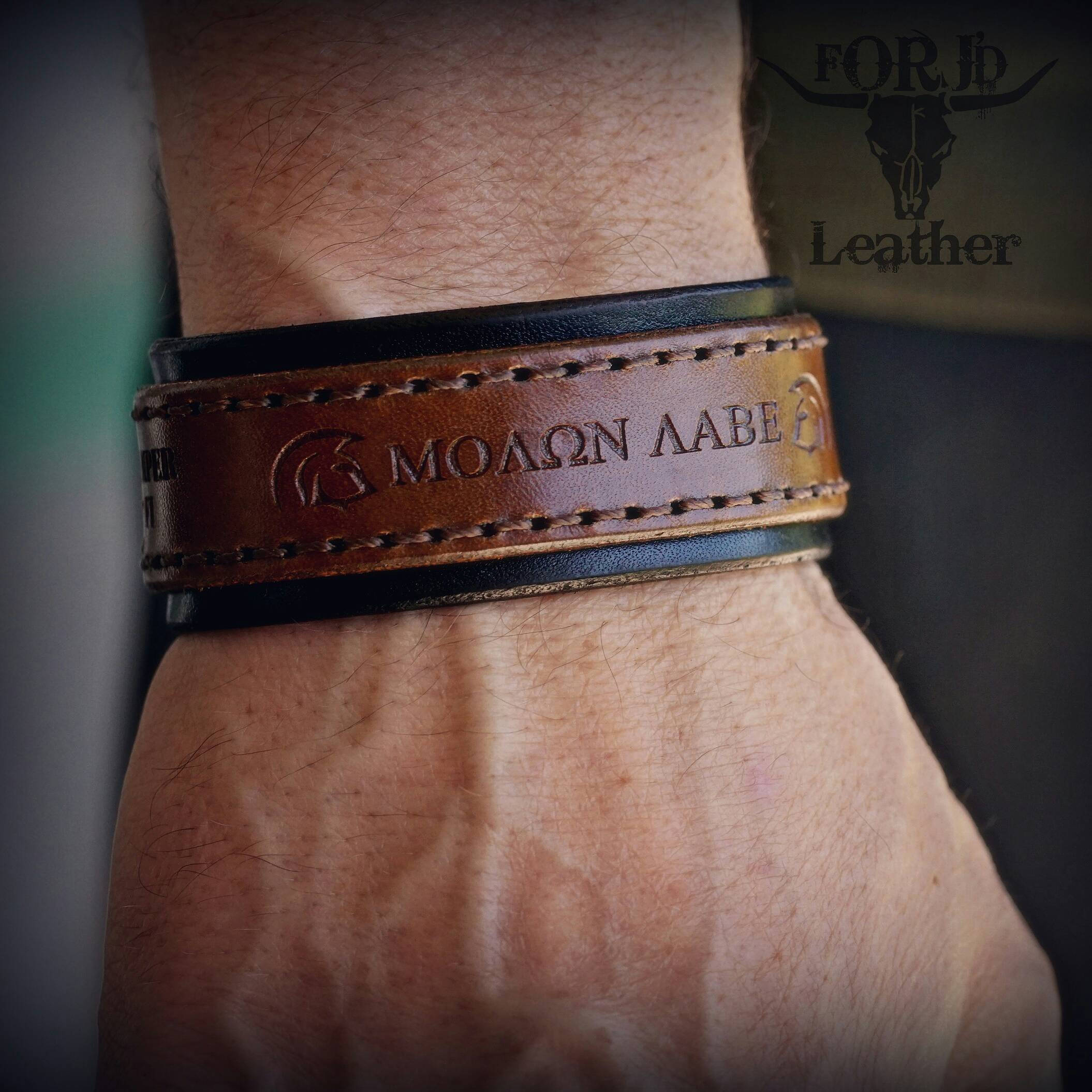 An application scenario or product detail of custom leather bracelets for him - Image 11