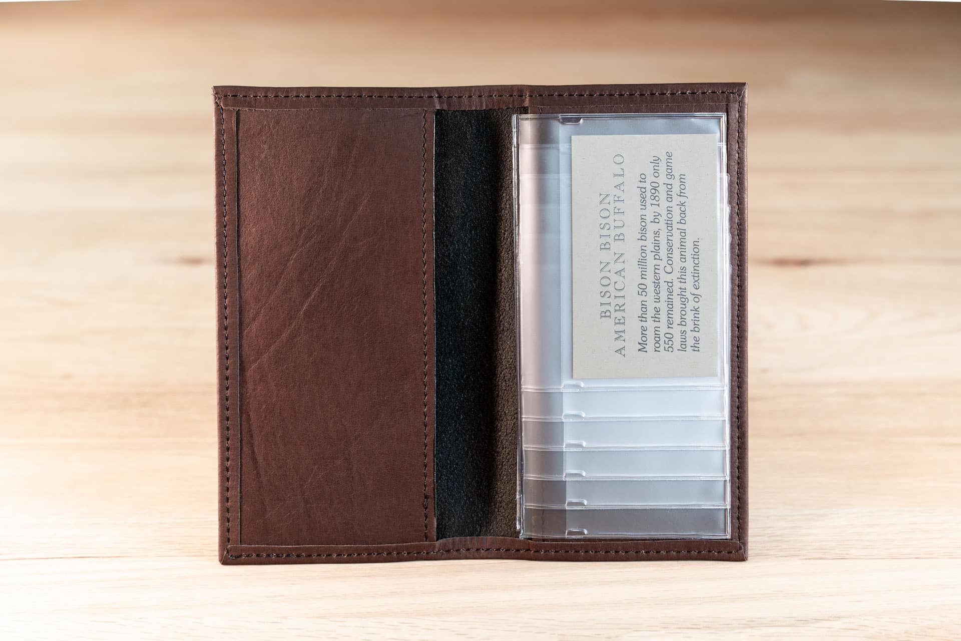 An application scenario or product detail of custom leather checkbook covers - Image 4