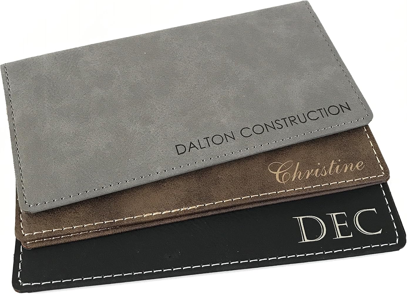 An application scenario or product detail of custom leather checkbook covers - Image 22