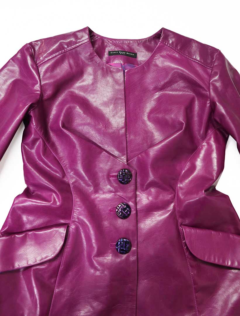 An application scenario or product detail of custom leather clothing - Image 18