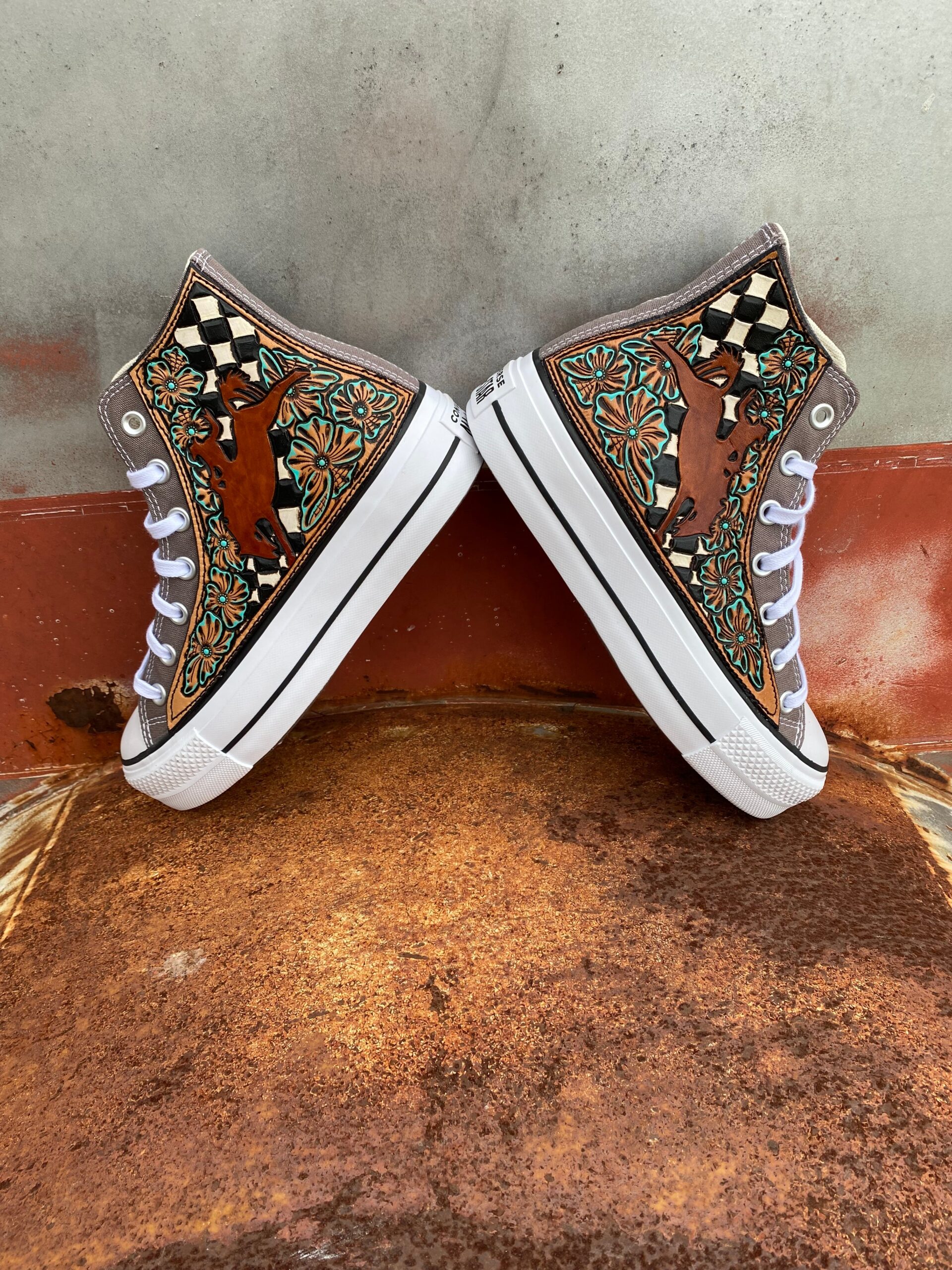 An application scenario or product detail of custom leather converse - Image 14