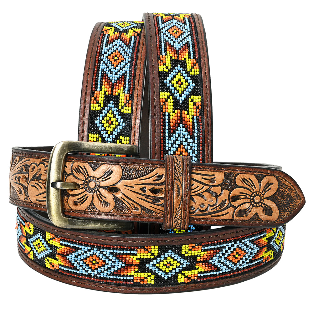 An application scenario or product detail of custom leather cowboy belts - Image 24