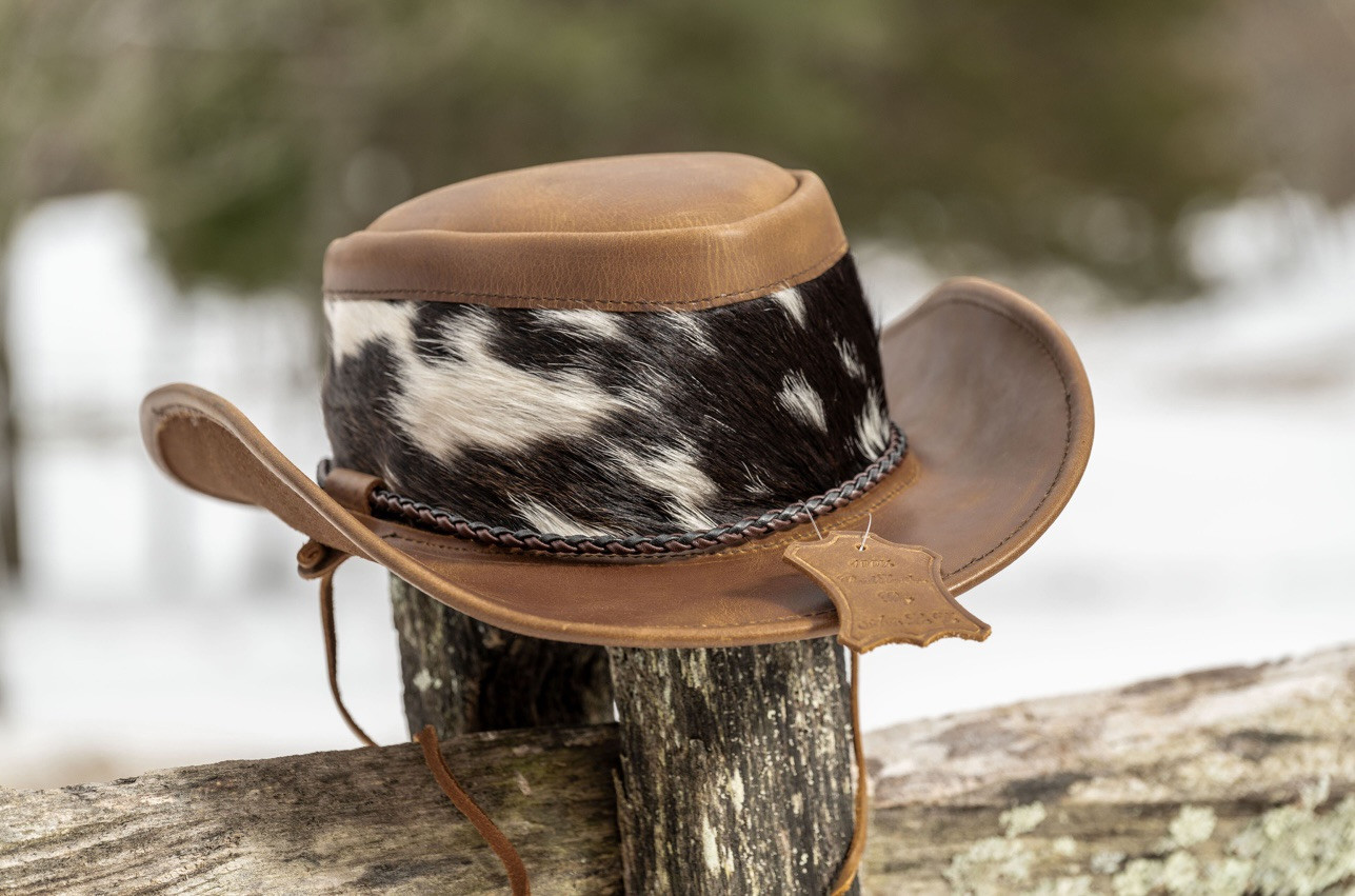 An application scenario or product detail of custom leather cowboy hats - Image 9