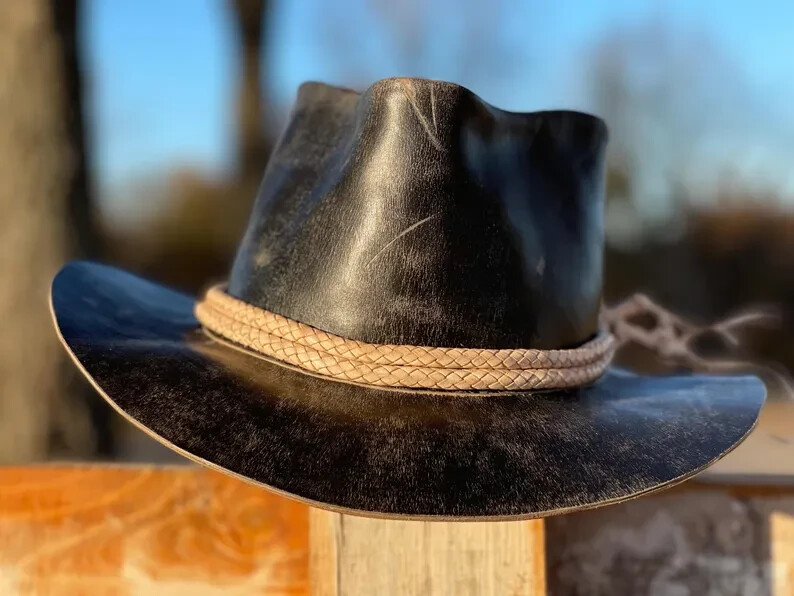 An application scenario or product detail of custom leather cowboy hats - Image 21