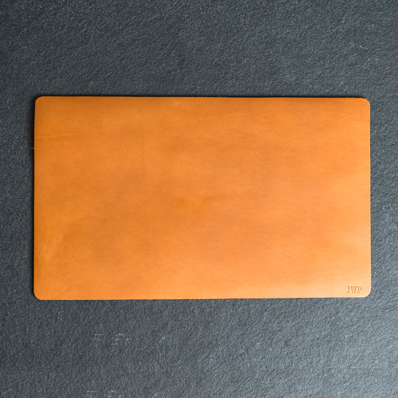 An application scenario or product detail of custom leather desk mat - Image 19
