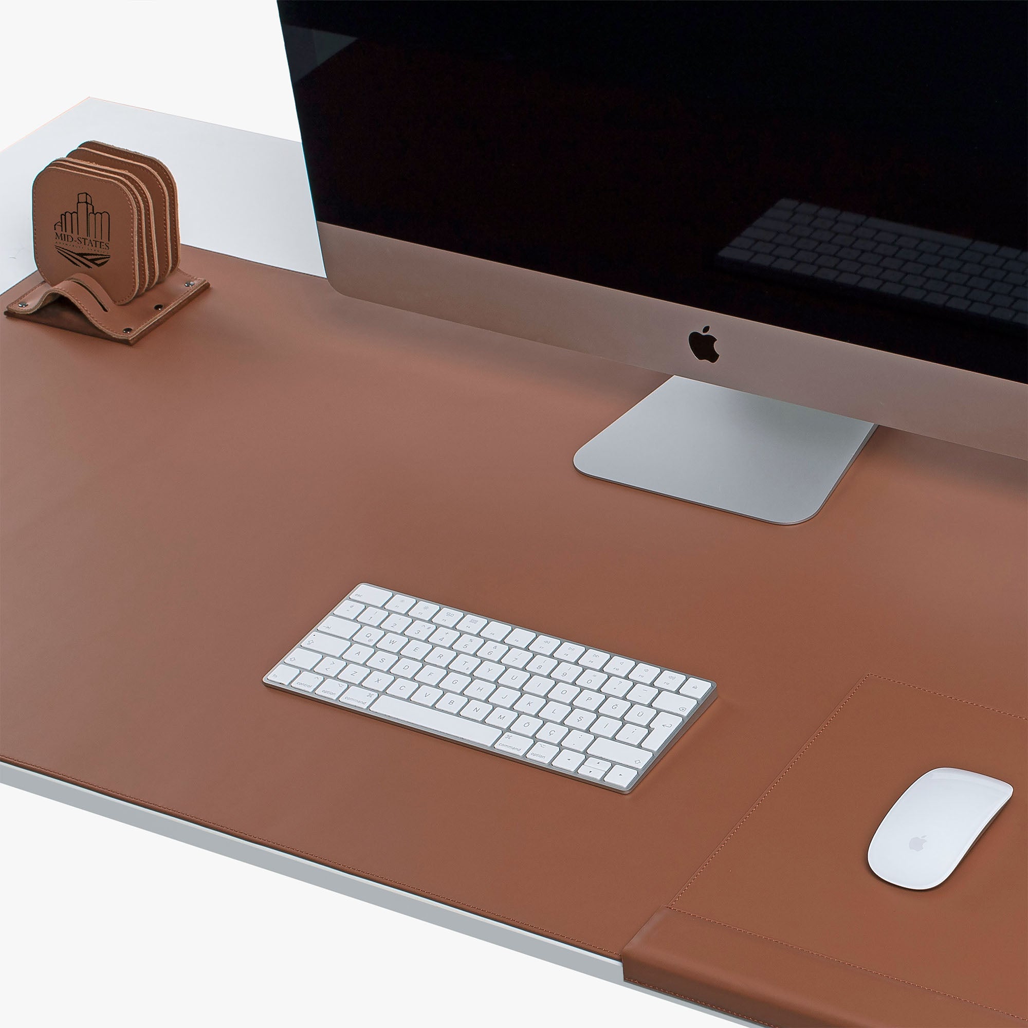 An application scenario or product detail of custom leather desk mat - Image 22