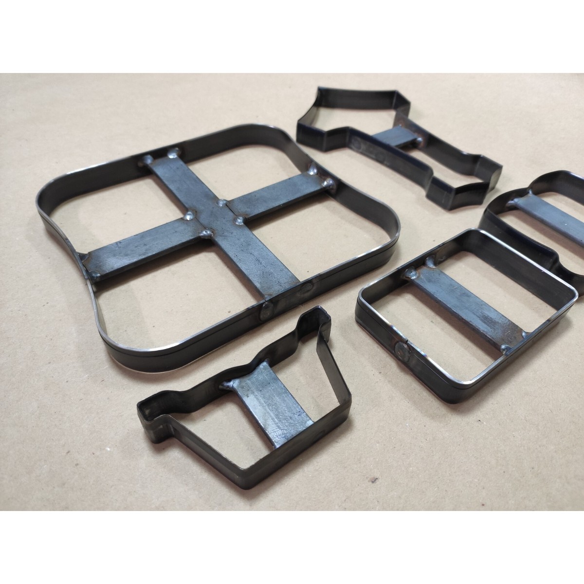 An application scenario or product detail of custom leather dies - Image 2