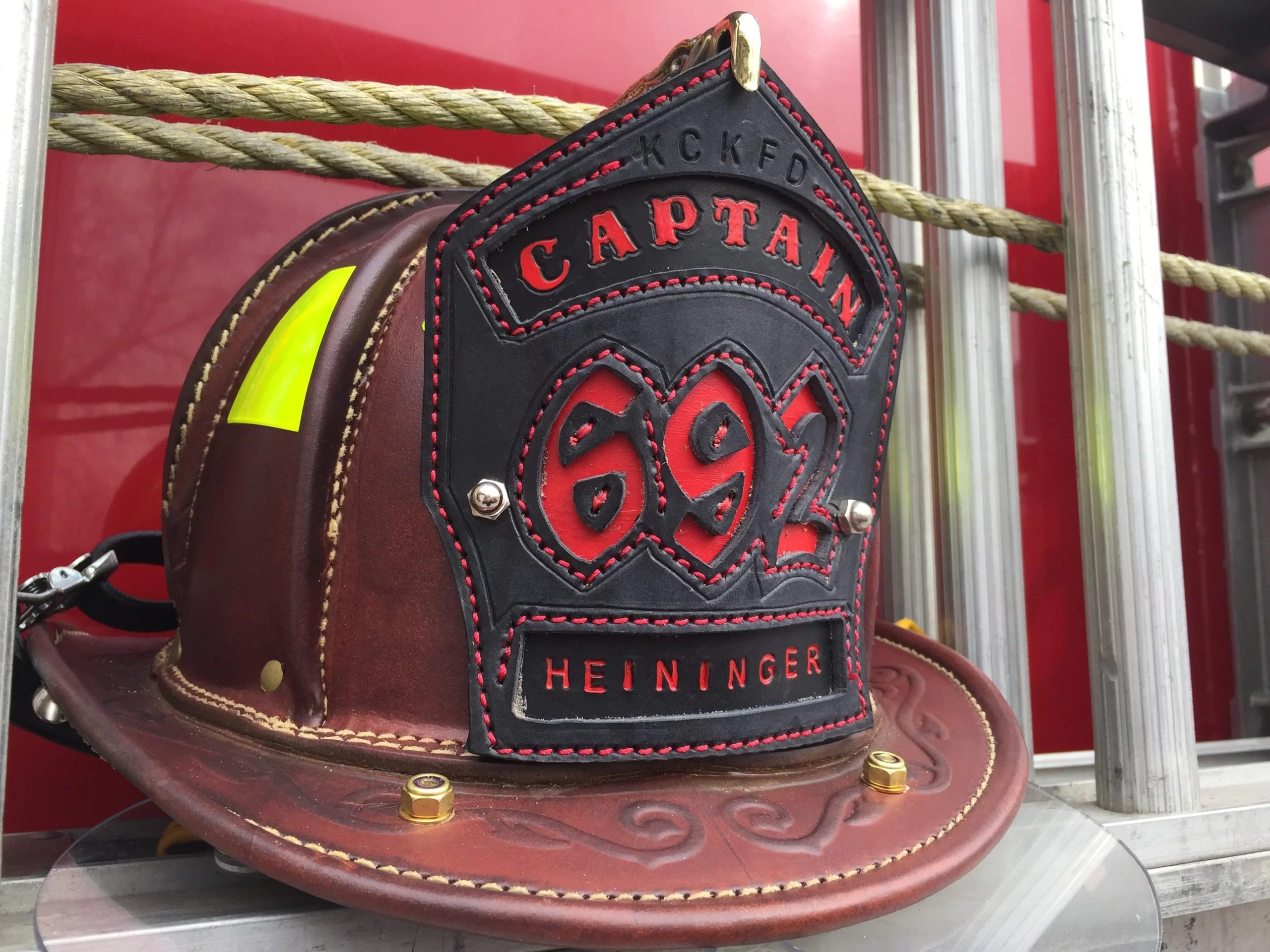An application scenario or product detail of custom leather fire helmet shields - Image 3