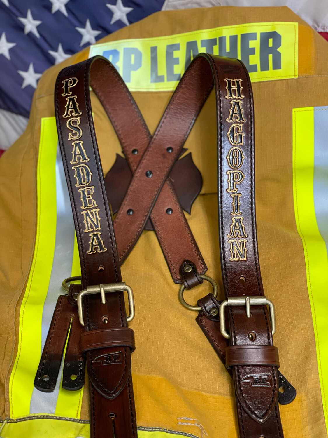 An application scenario or product detail of custom leather firefighter suspenders - Image 17