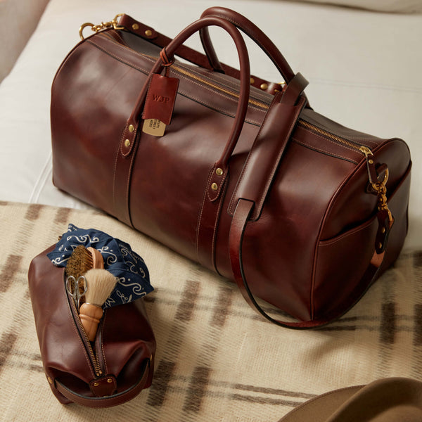 An application scenario or product detail of custom leather gifts - Image 7