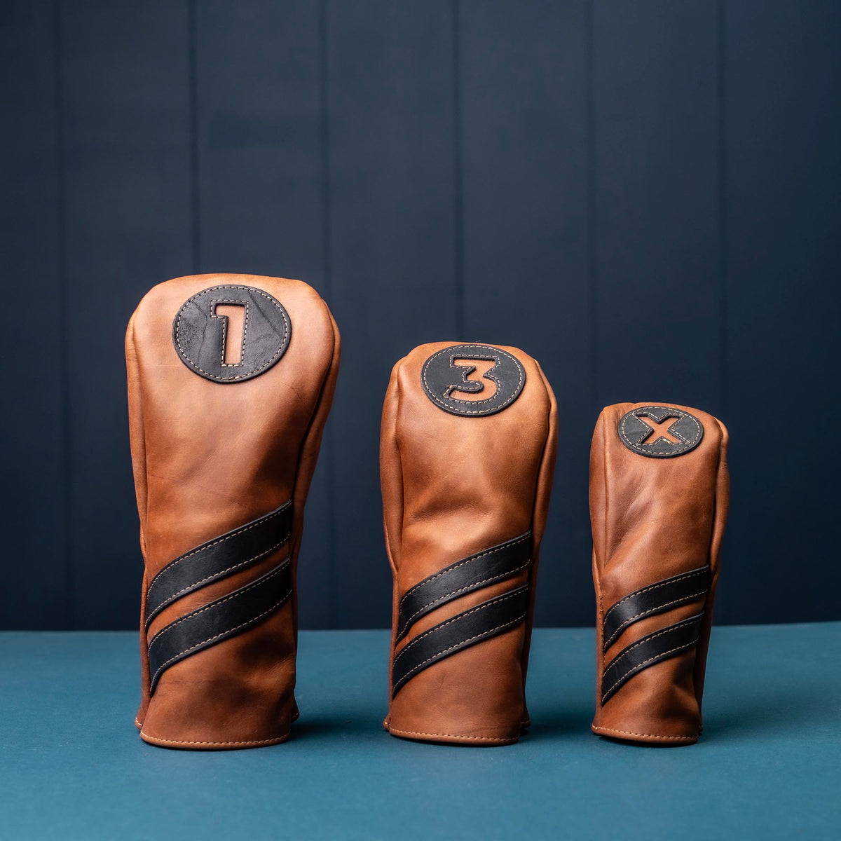 An application scenario or product detail of custom leather headcovers - Image 13