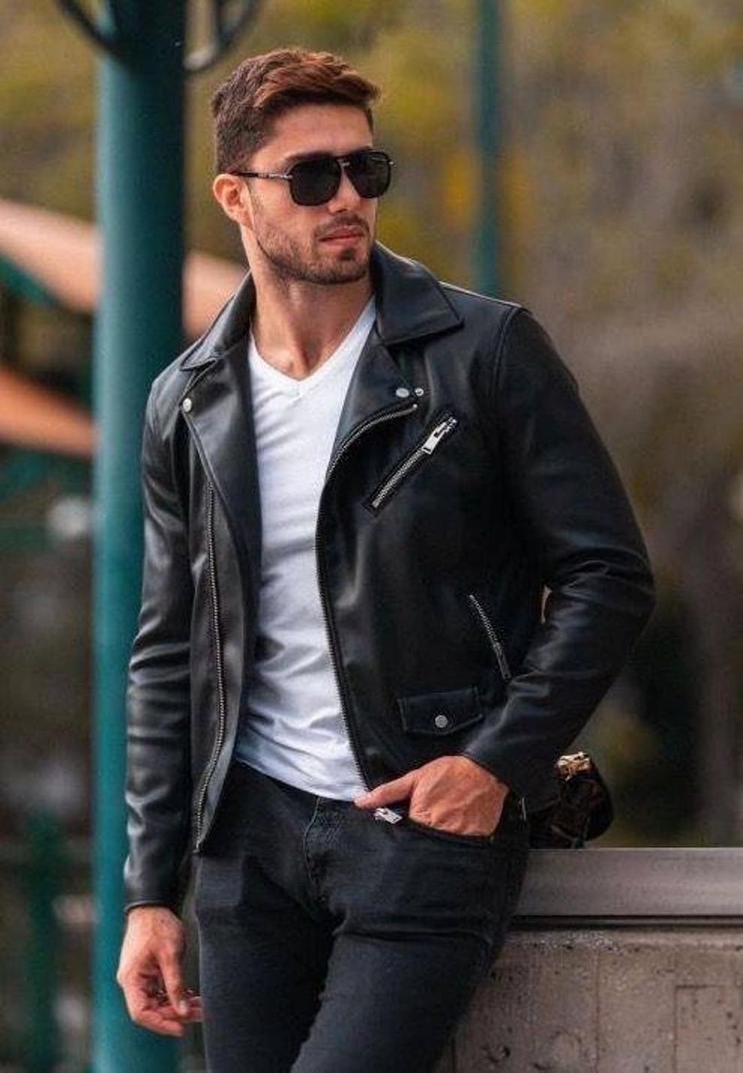 An application scenario or product detail of custom leather jacket mens - Image 18