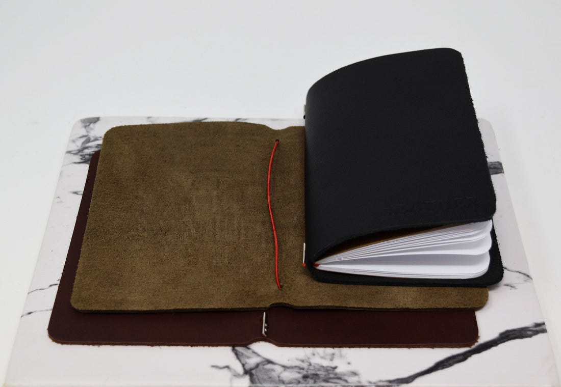 An application scenario or product detail of custom leather journal covers - Image 13