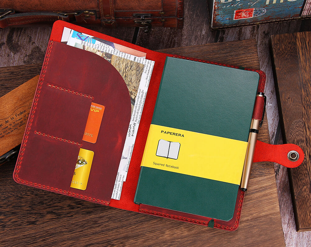 An application scenario or product detail of custom leather journal covers - Image 24