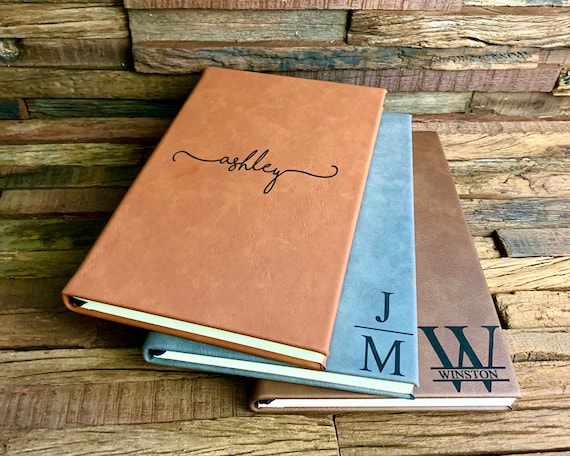An application scenario or product detail of custom leather journals - Image 18