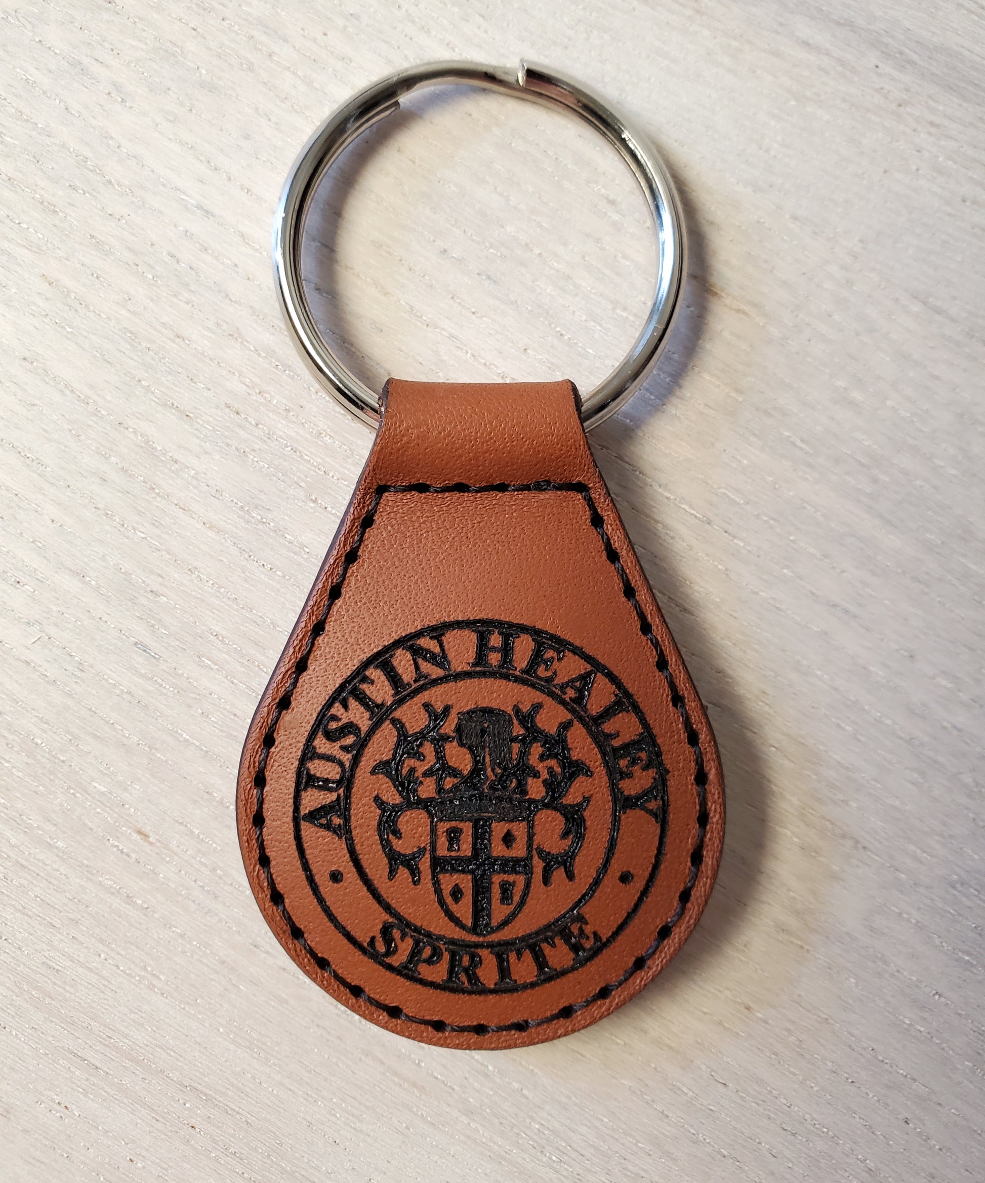 An application scenario or product detail of custom leather key fob - Image 8