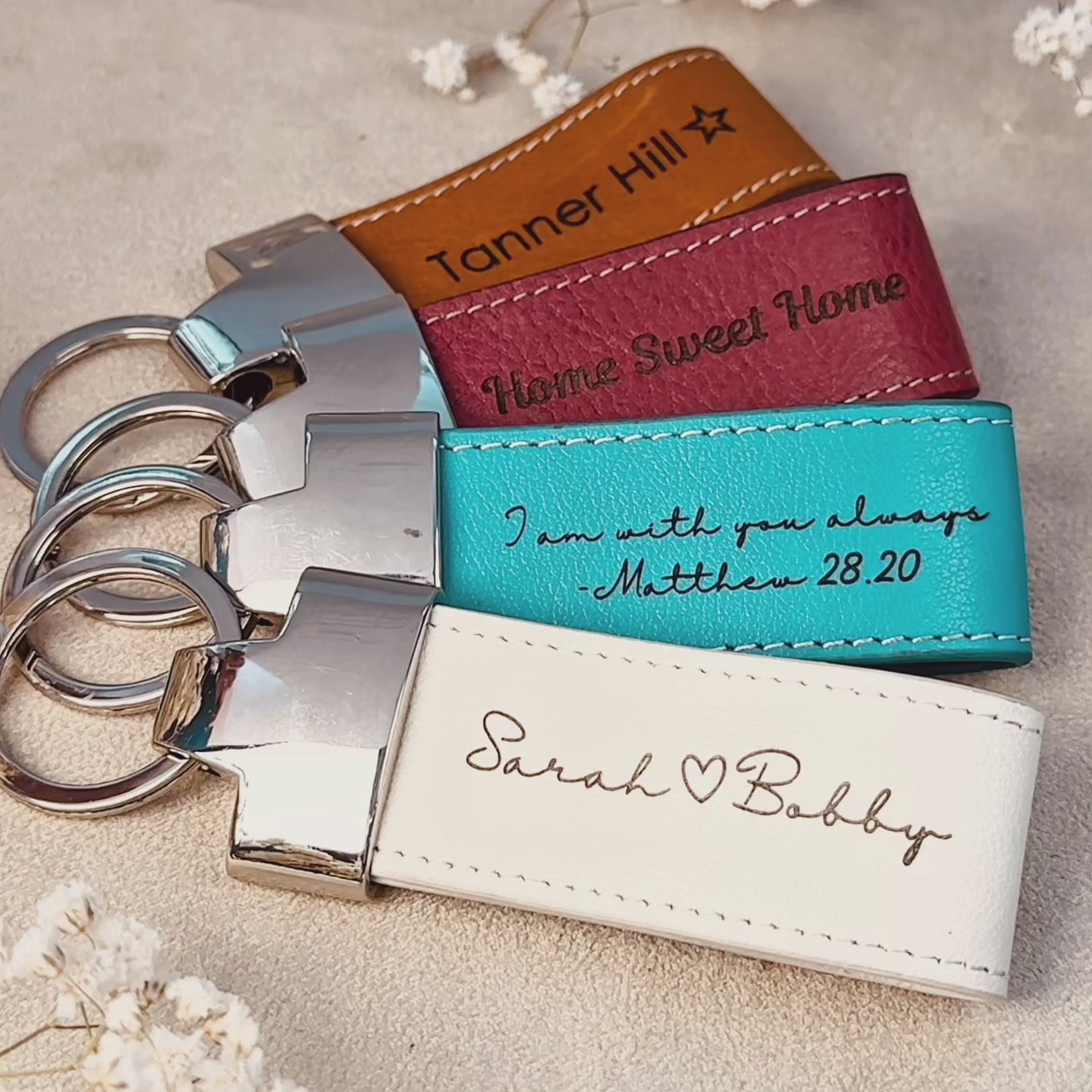 An application scenario or product detail of custom leather keychains - Image 17