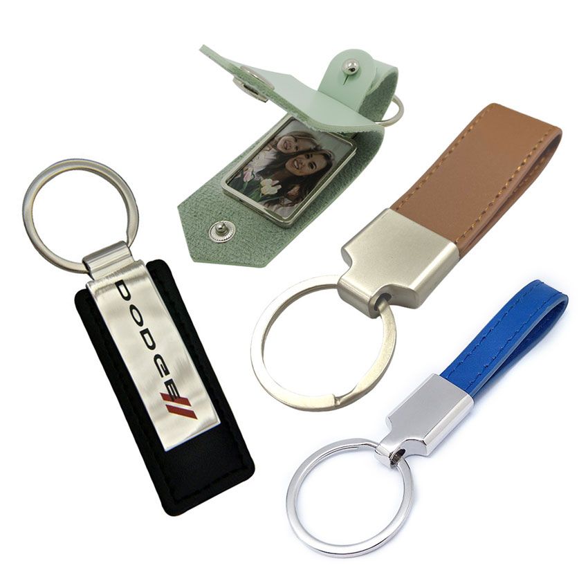 An application scenario or product detail of custom leather keychains - Image 21