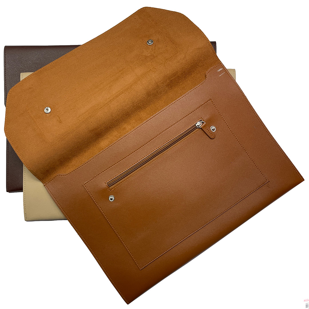 An application scenario or product detail of custom leather laptop sleeve - Image 14
