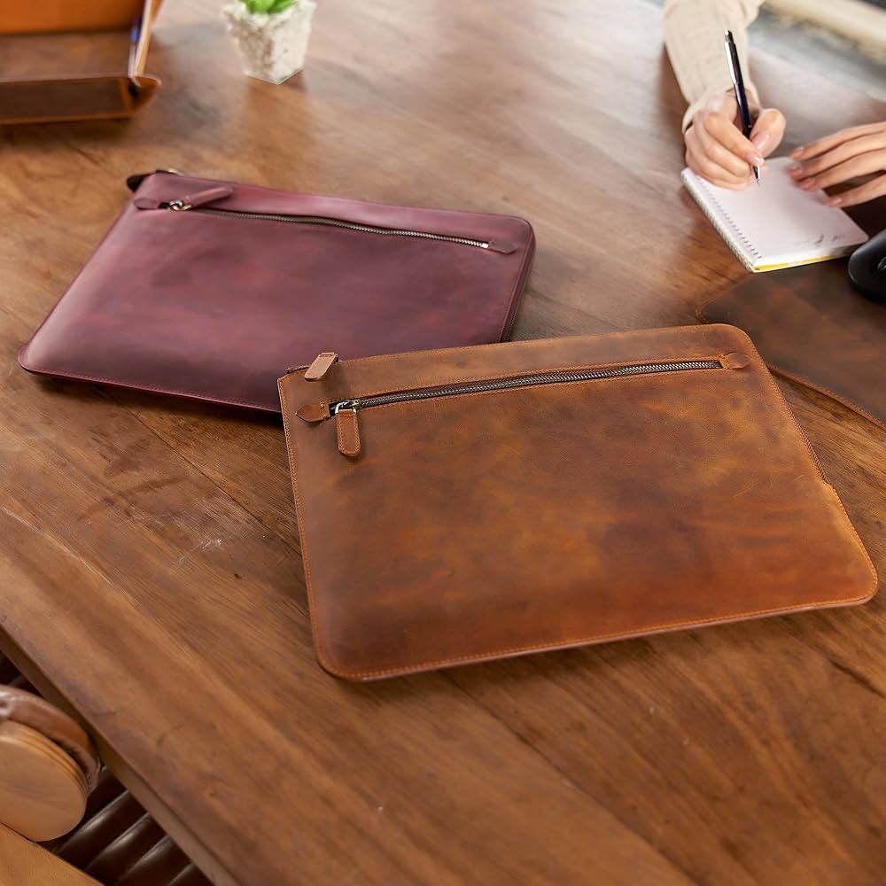 An application scenario or product detail of custom leather laptop sleeve - Image 24