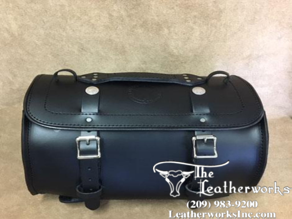 An application scenario or product detail of custom leather luggage - Image 6