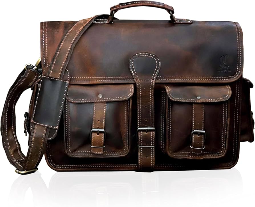 An application scenario or product detail of custom leather messenger bags - Image 15