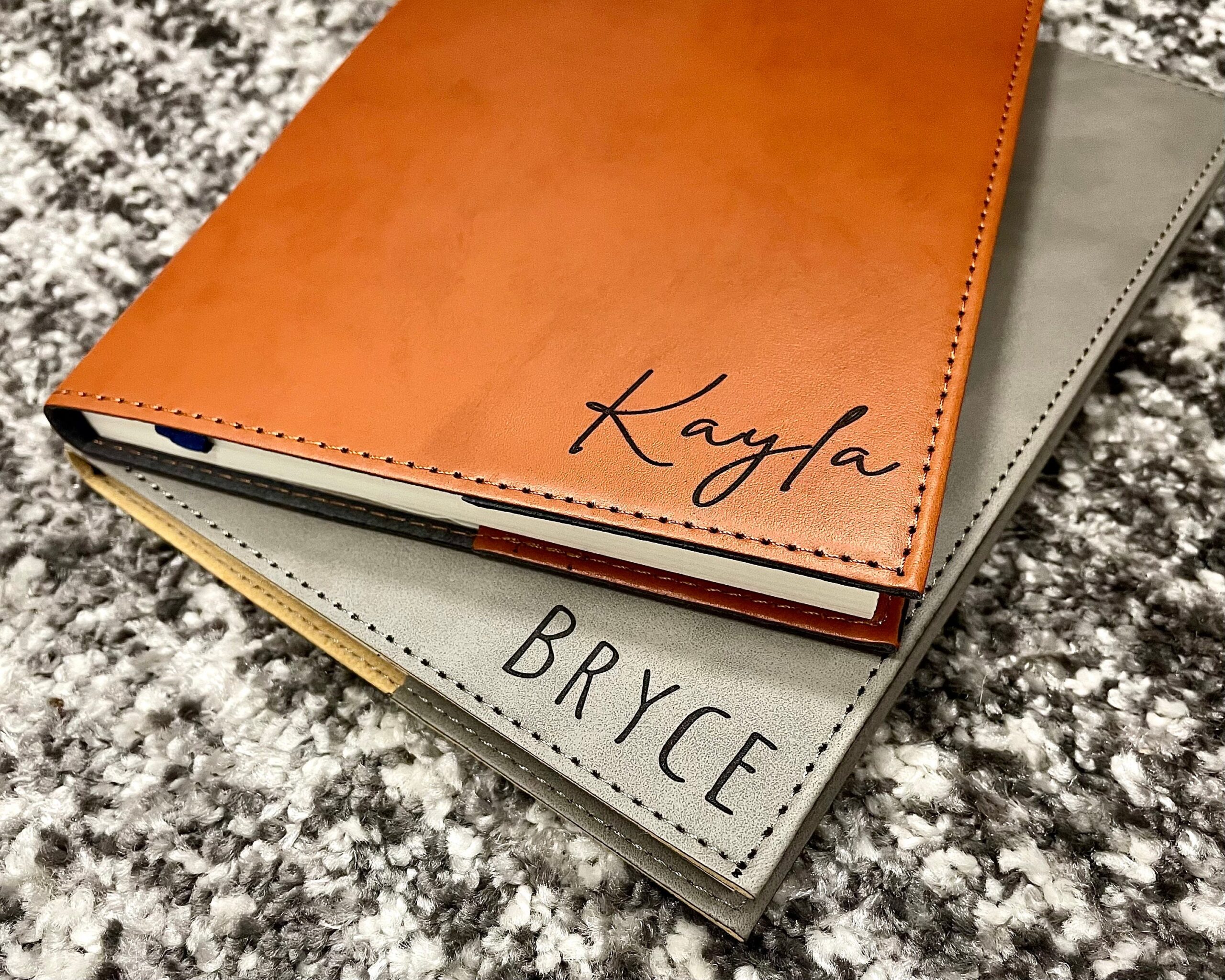 An application scenario or product detail of custom leather notebook - Image 19