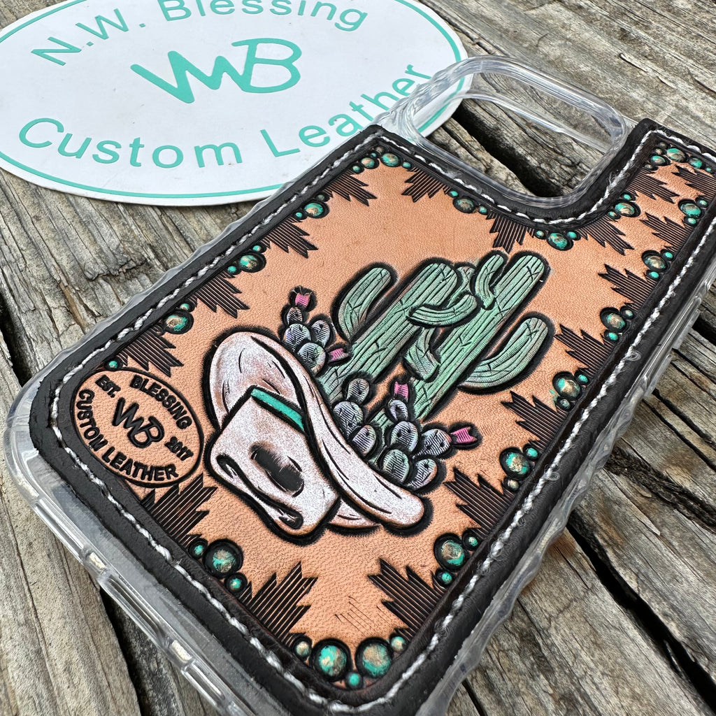 An application scenario or product detail of custom leather phone cases - Image 20