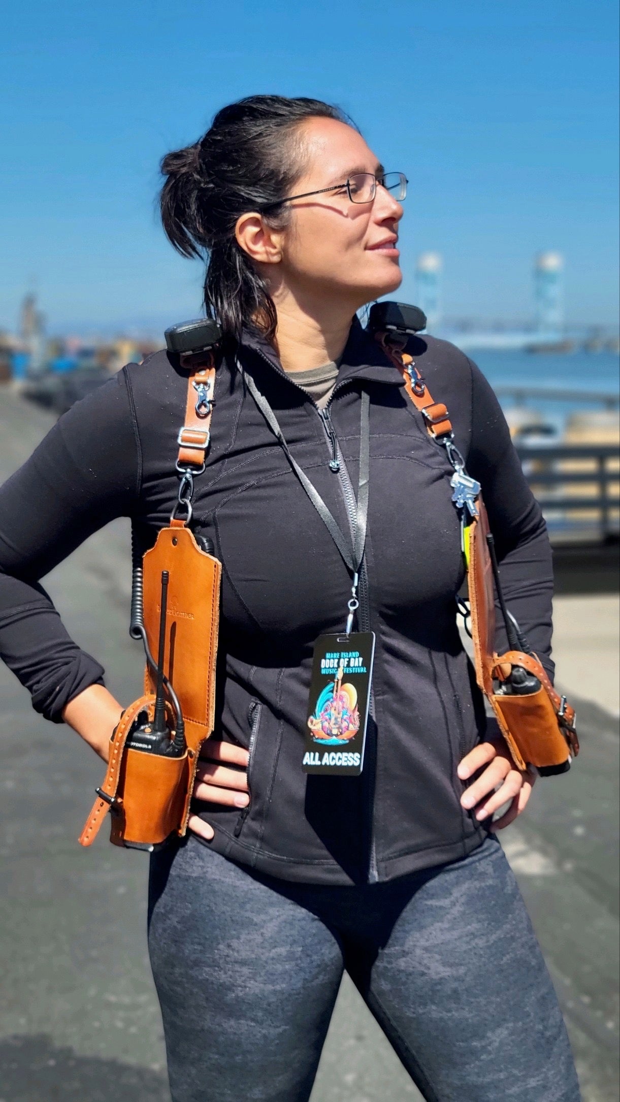 An application scenario or product detail of custom leather radio harness - Image 8