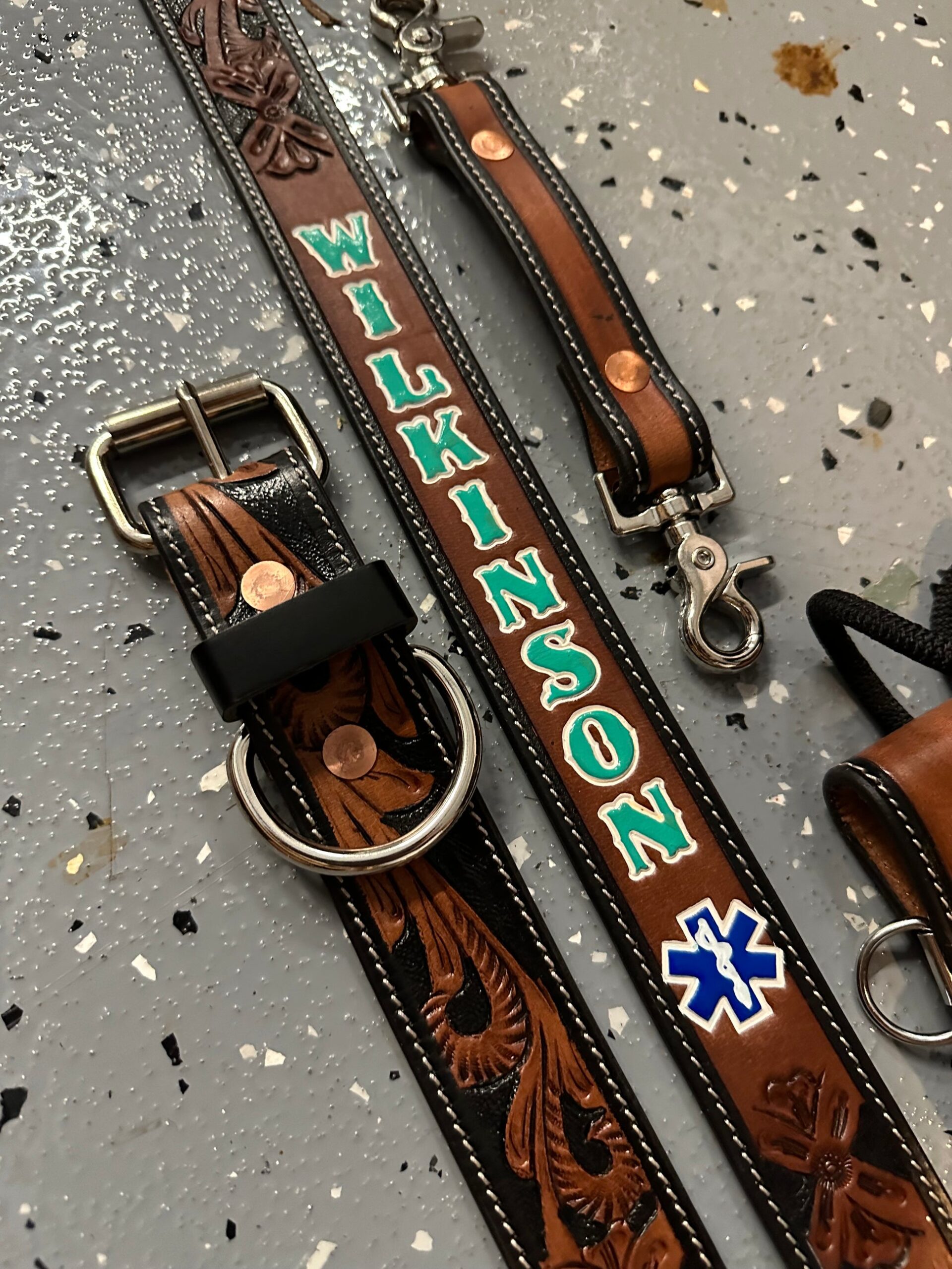 An application scenario or product detail of custom leather radio strap firefighter - Image 14