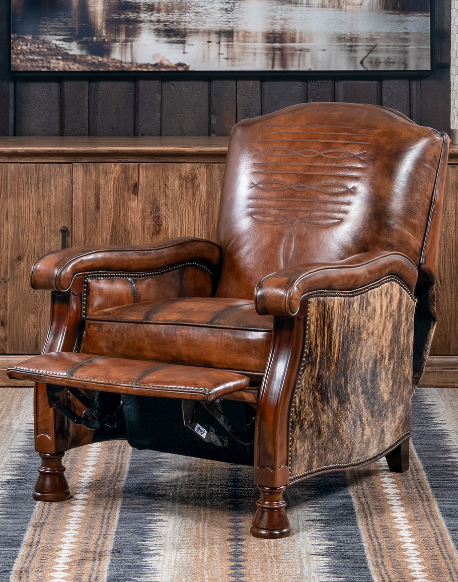 An application scenario or product detail of custom leather recliner - Image 1