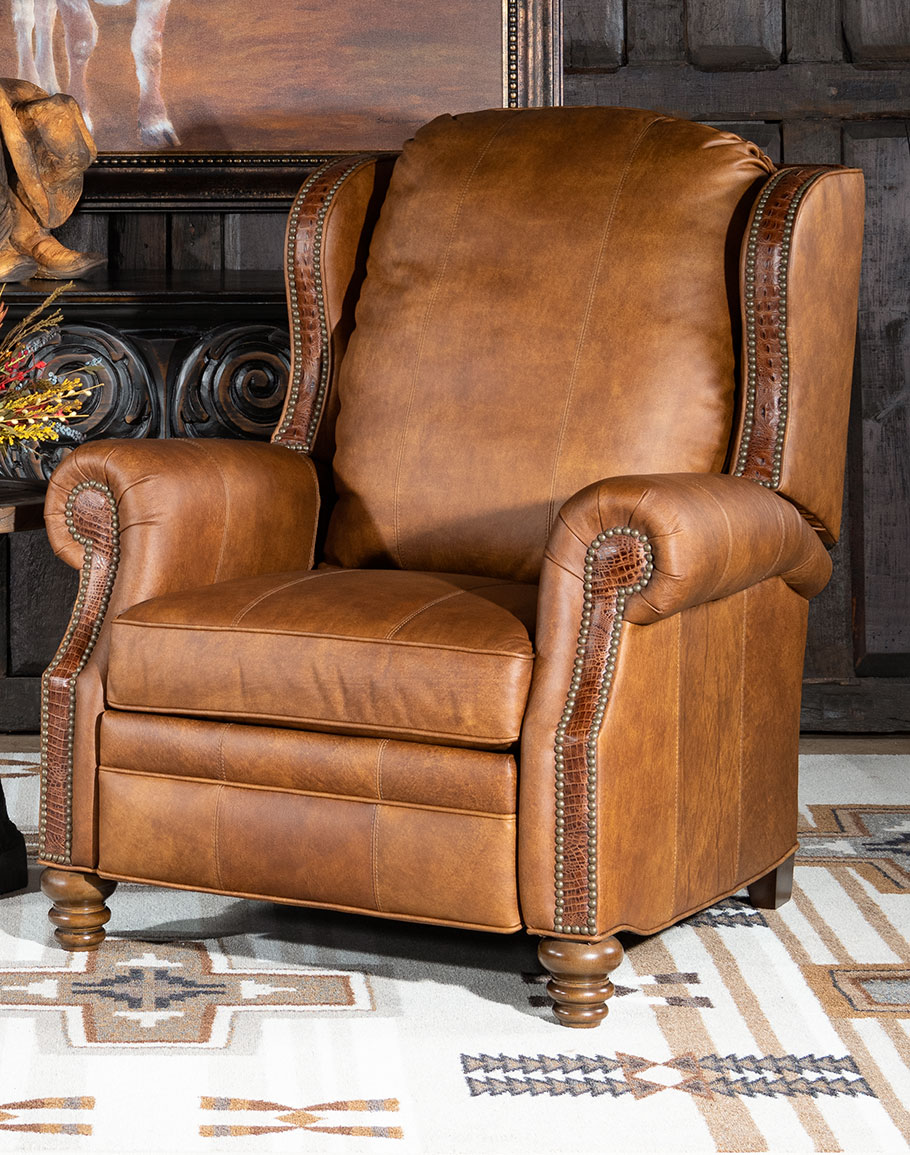 An application scenario or product detail of custom leather recliner - Image 2