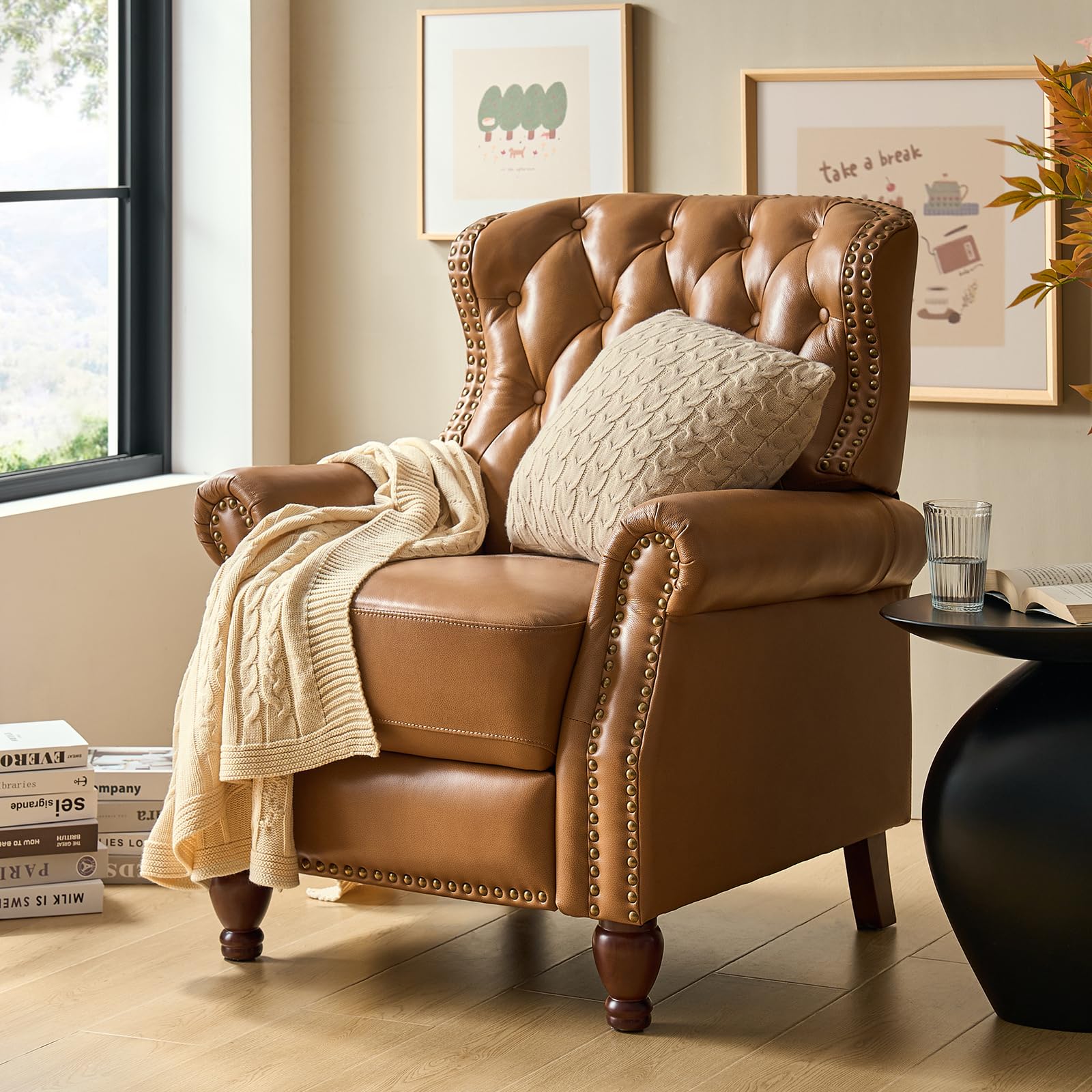 An application scenario or product detail of custom leather recliner - Image 13