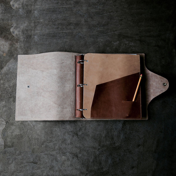 An application scenario or product detail of custom leather ring binder - Image 22