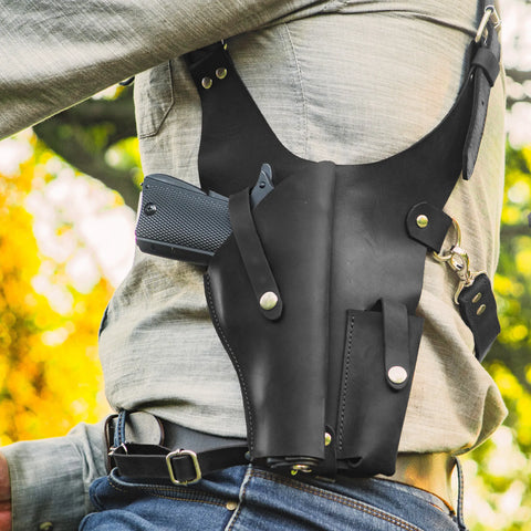 An application scenario or product detail of custom leather shoulder holster - Image 19