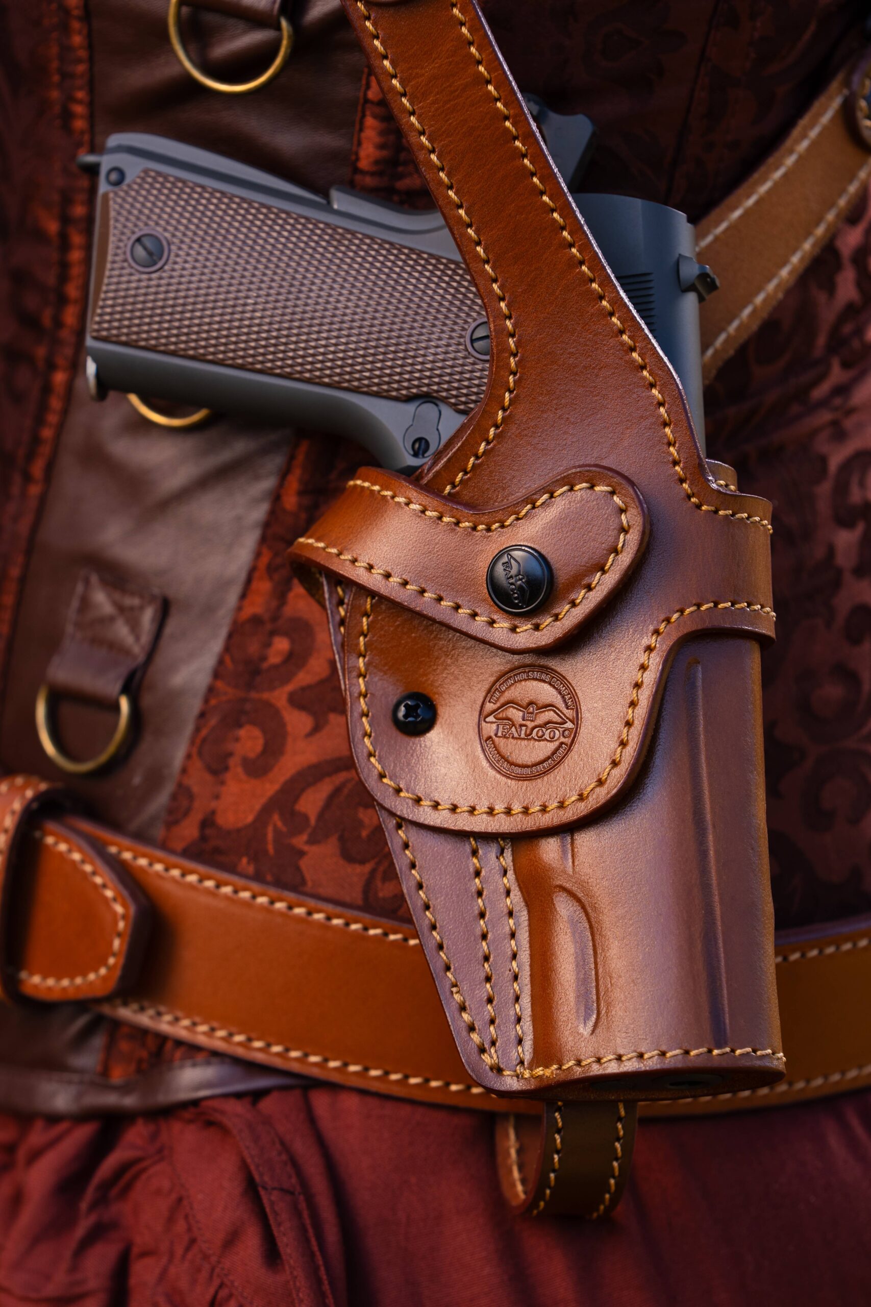 An application scenario or product detail of custom leather shoulder holster - Image 23