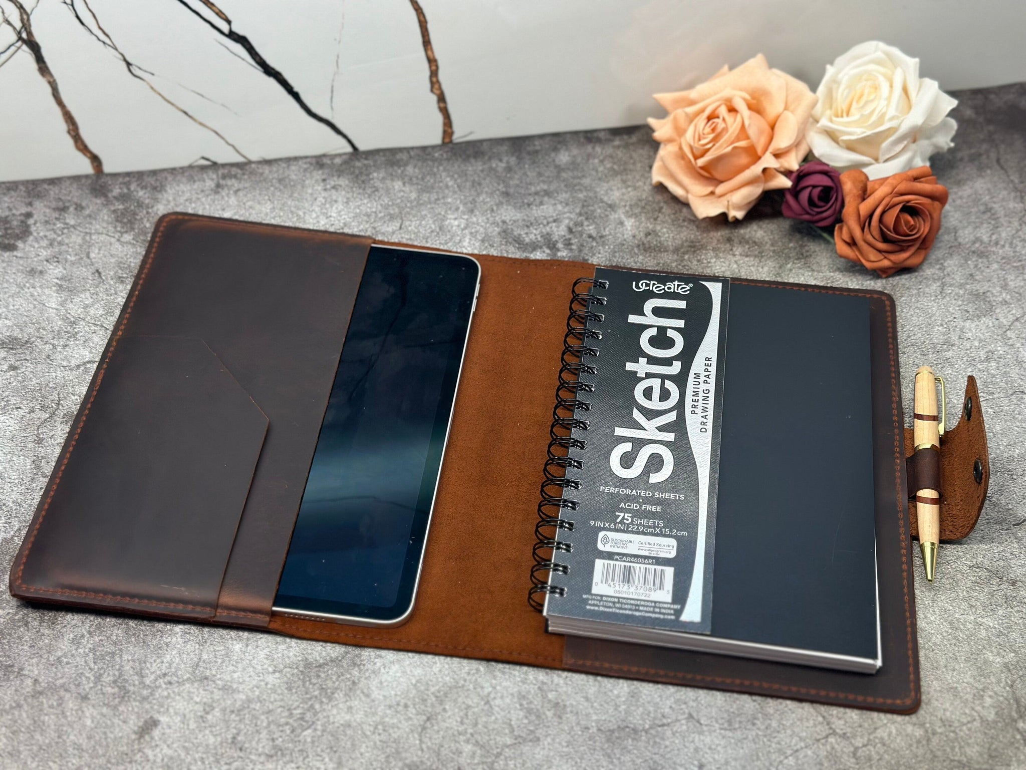 An application scenario or product detail of custom leather sketchbook - Image 4