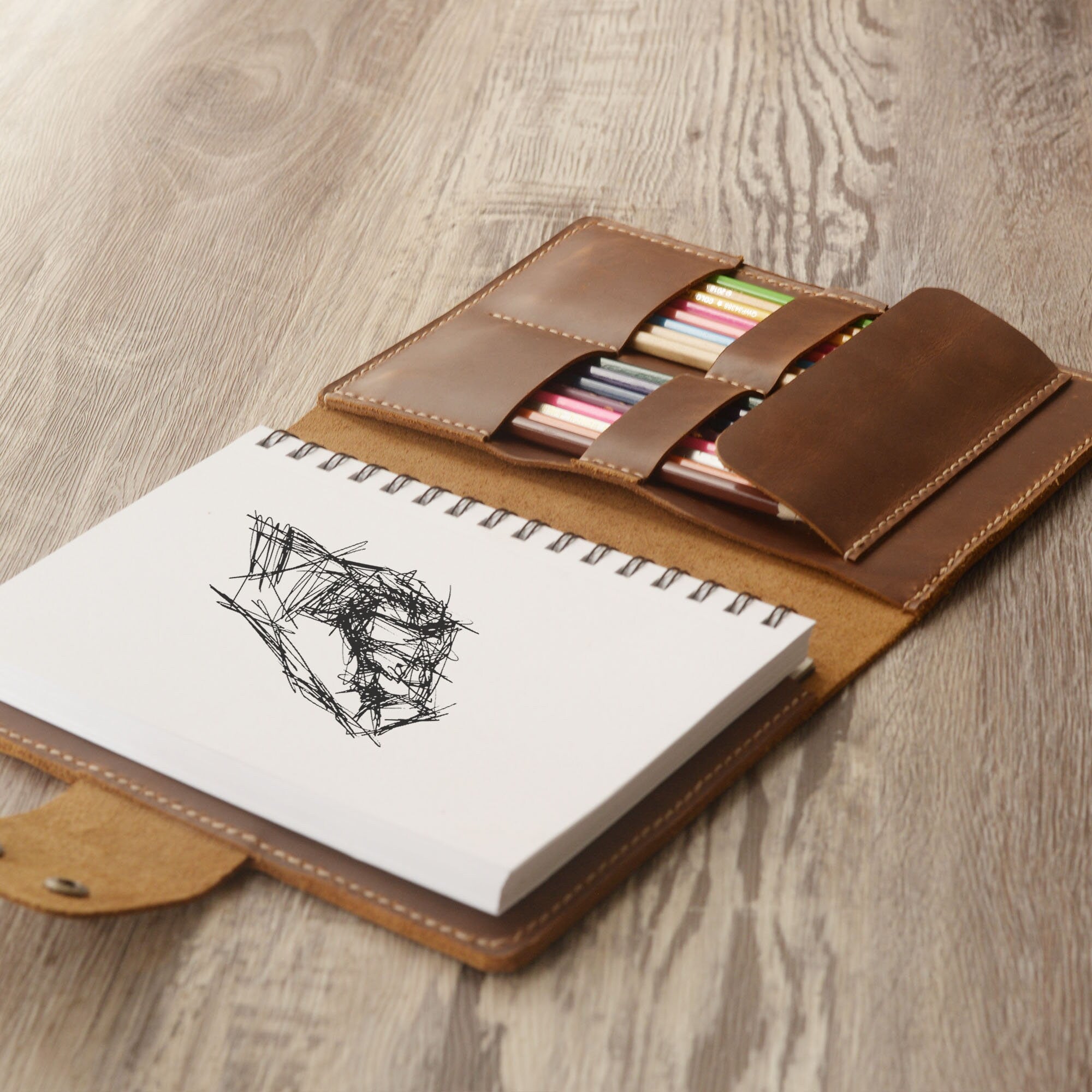 An application scenario or product detail of custom leather sketchbook - Image 21