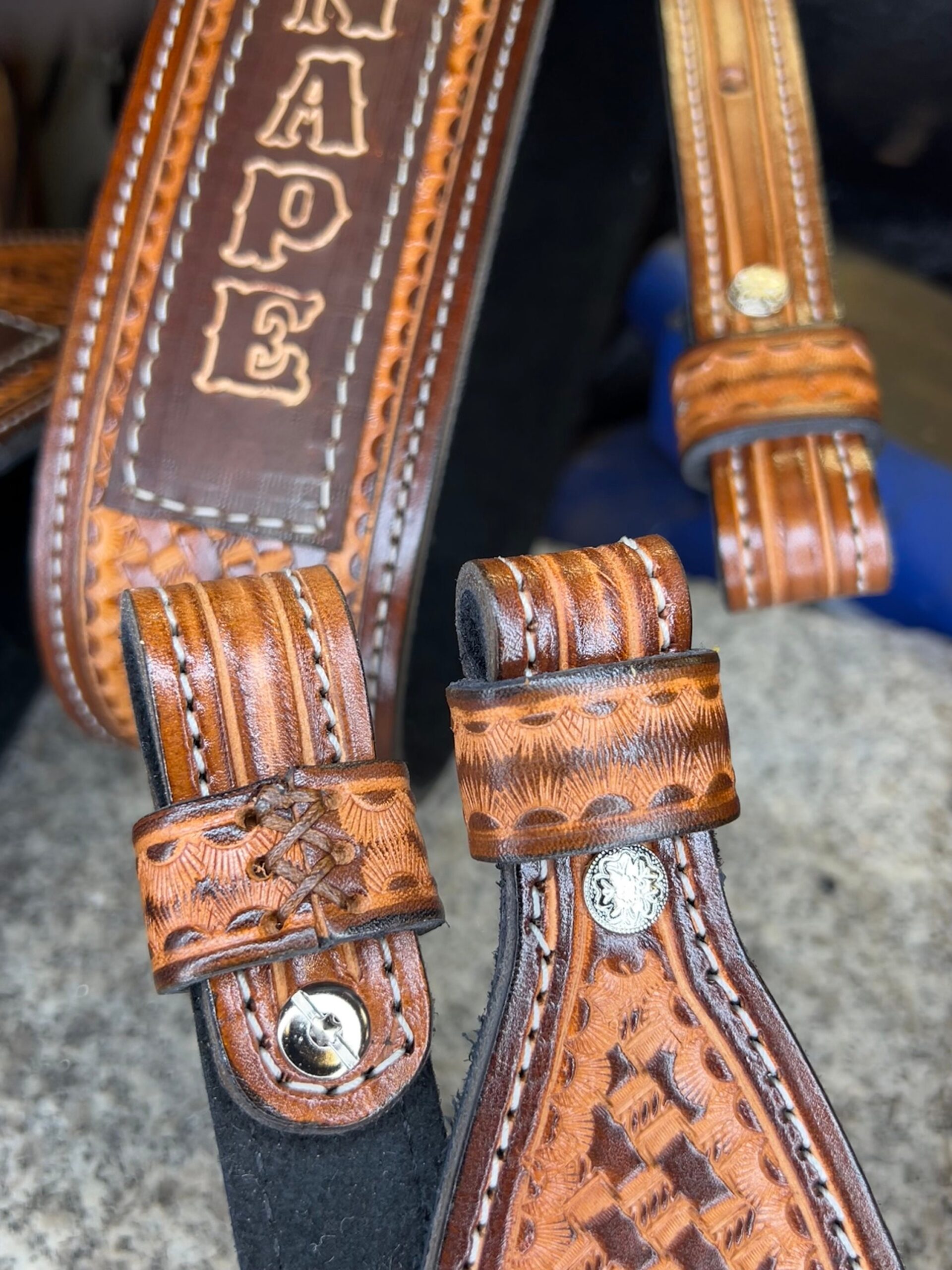 An application scenario or product detail of custom leather slings - Image 2