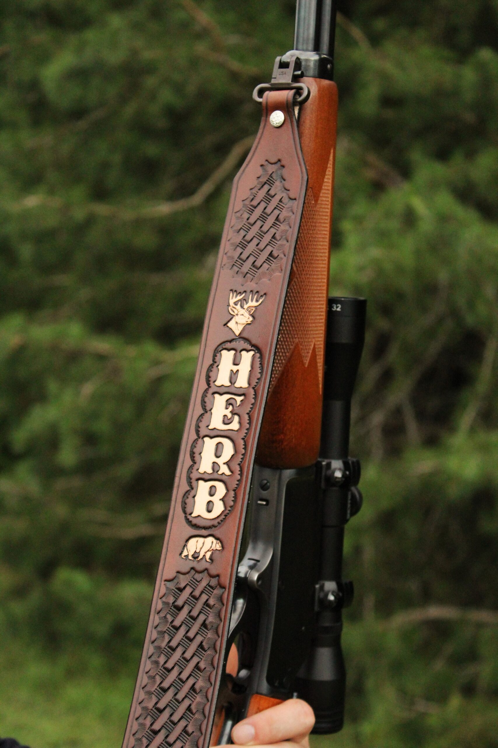 An application scenario or product detail of custom leather slings - Image 10