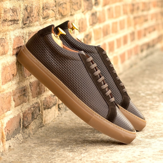 An application scenario or product detail of custom leather sneakers - Image 12