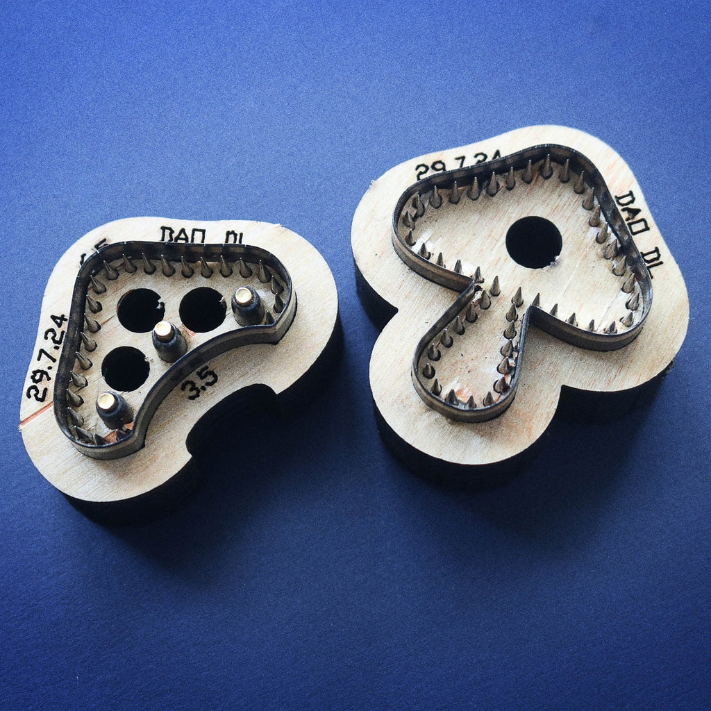 An application scenario or product detail of custom leather stamping dies - Image 18