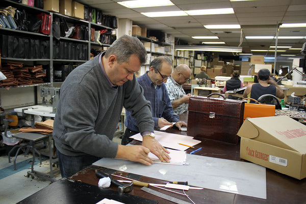 An application scenario or product detail of custom leather store - Image 8