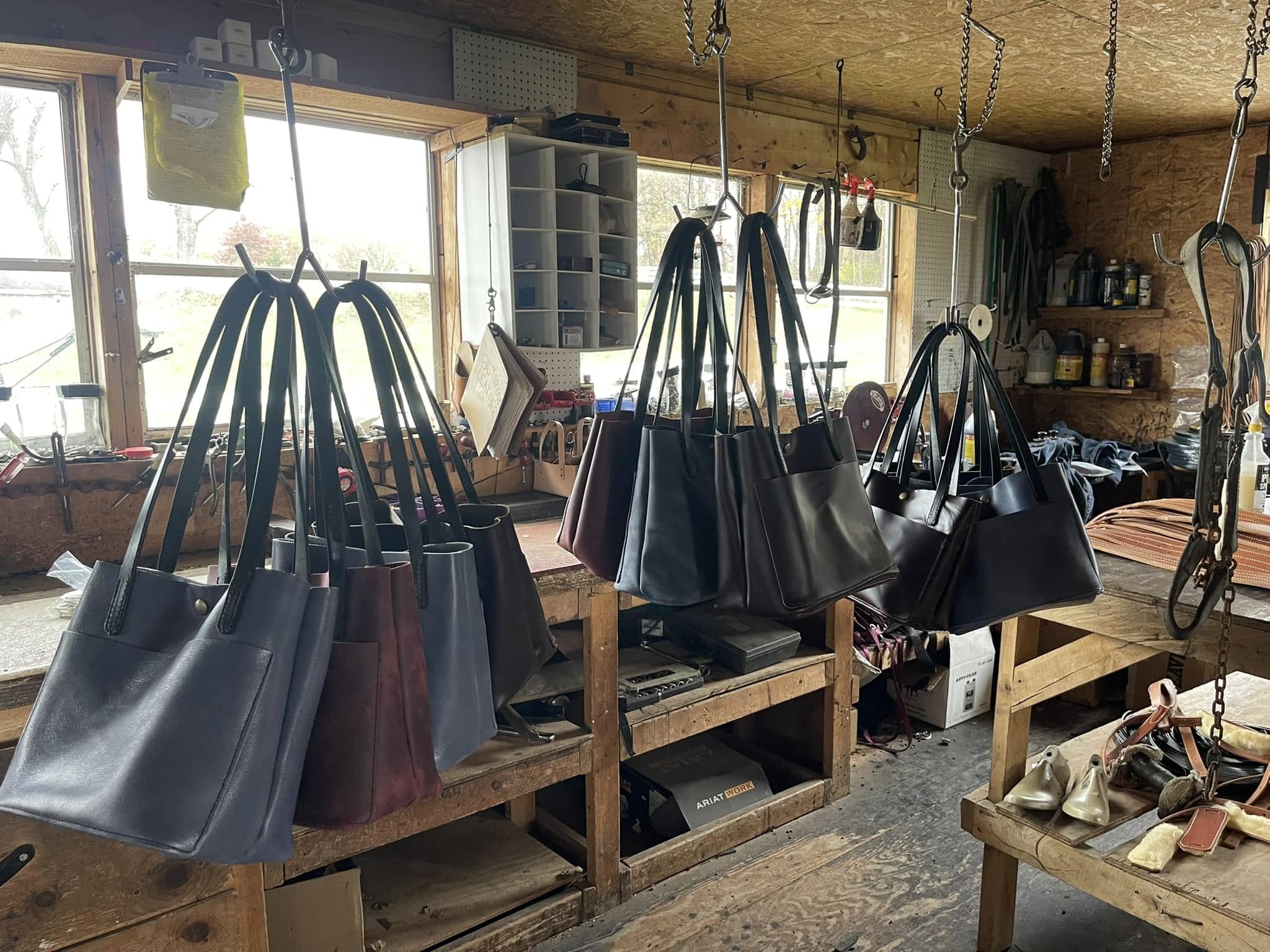 An application scenario or product detail of custom leather store - Image 18