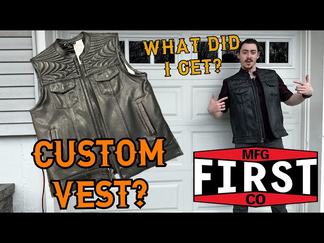 An application scenario or product detail of custom leather vest - Image 19